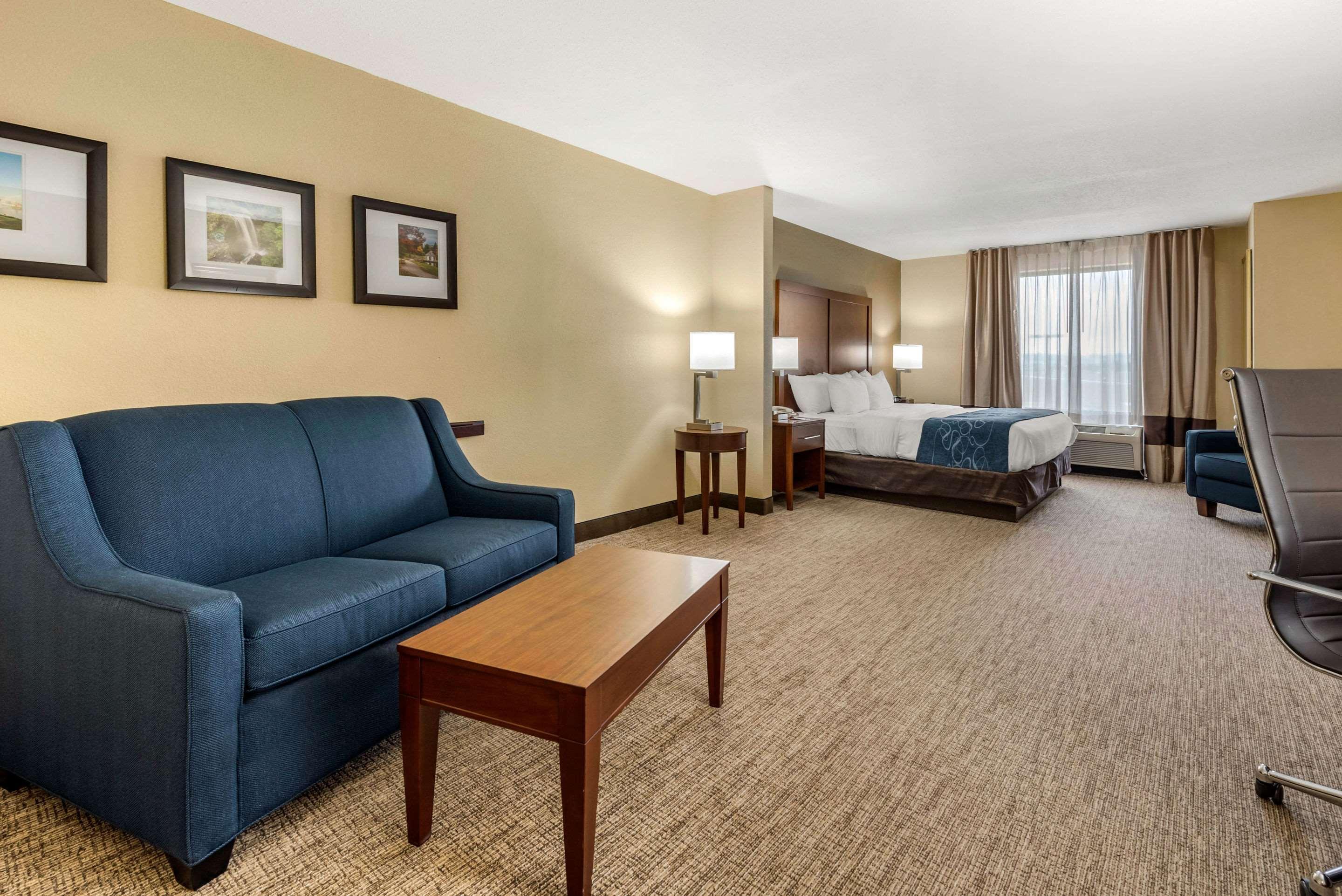 Comfort Suites Dayton-Wright Patterson Eksteriør bilde