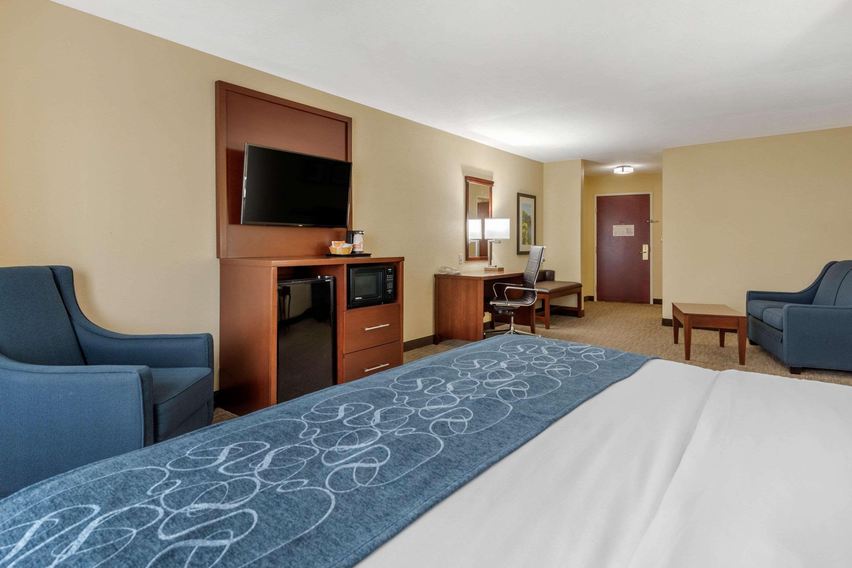 Comfort Suites Dayton-Wright Patterson Eksteriør bilde
