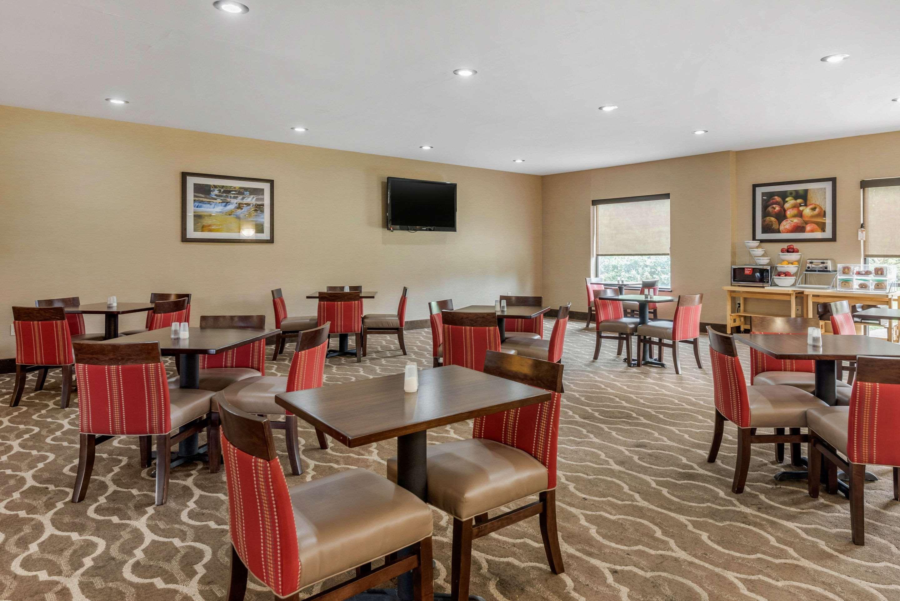 Comfort Suites Dayton-Wright Patterson Eksteriør bilde