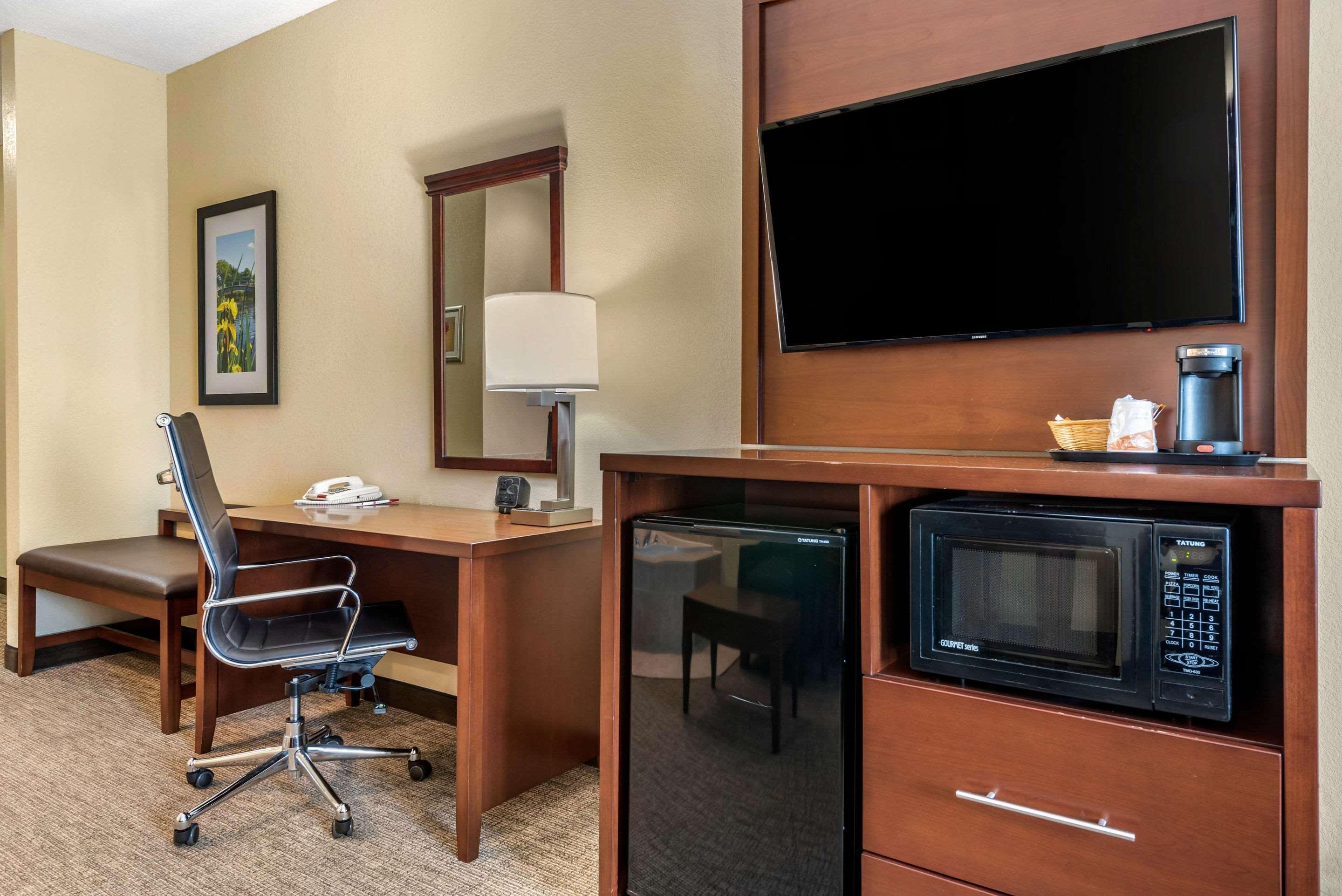Comfort Suites Dayton-Wright Patterson Eksteriør bilde